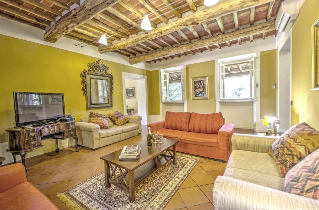 Lucca Cycling Holidays Il Tiglio Екстер'єр фото