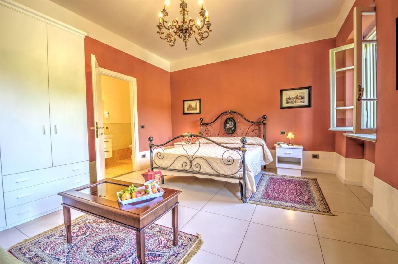 Lucca Cycling Holidays Il Tiglio Екстер'єр фото